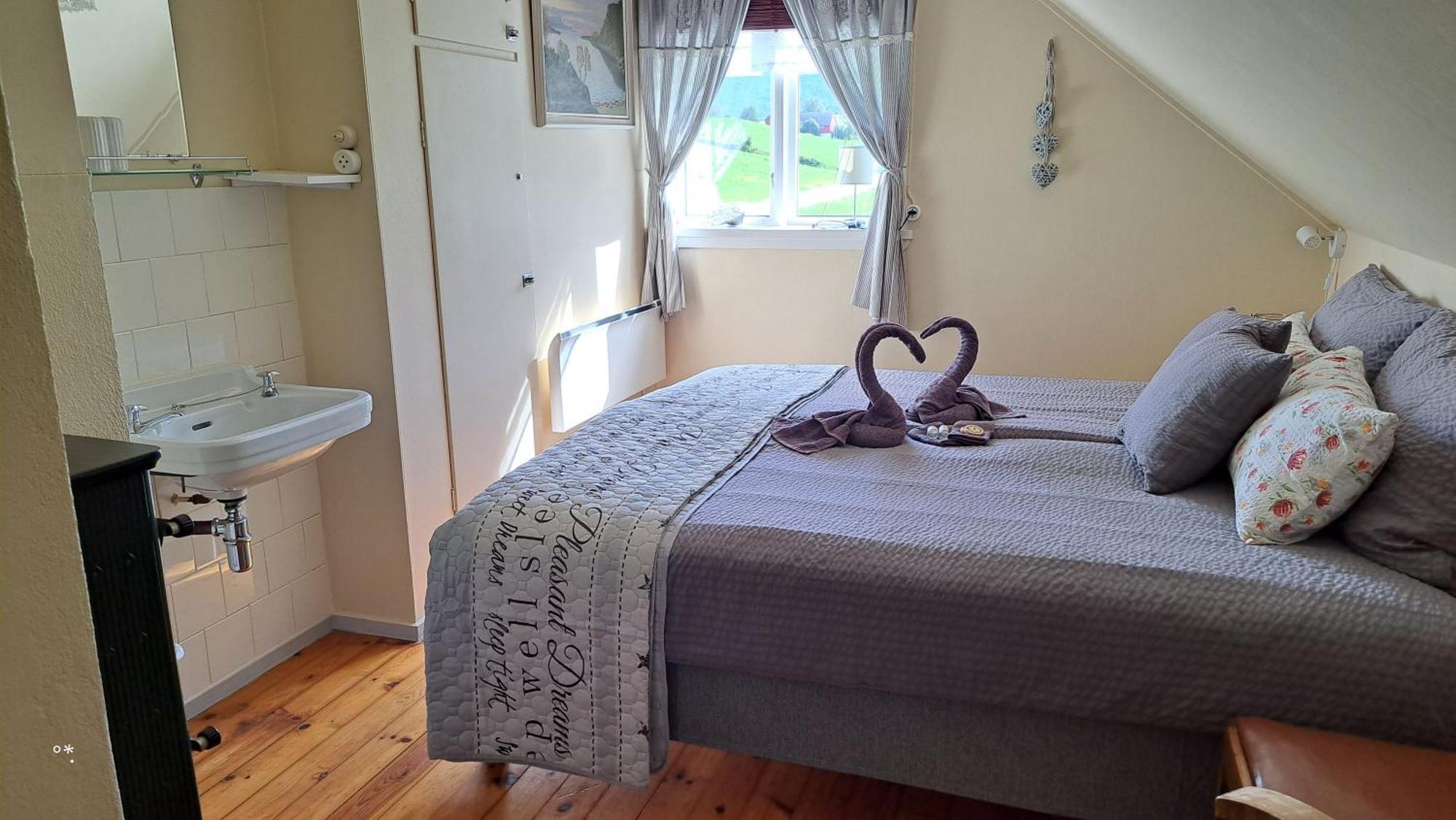 Elvebakk Bed & Breakfast Reed Ngoại thất bức ảnh